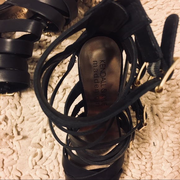 Kendall & Kylie Madden Girl Strappy Sandal - Picture 2 of 6